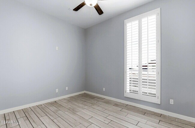 Foto del edificio - 13110 Emerald Isle St