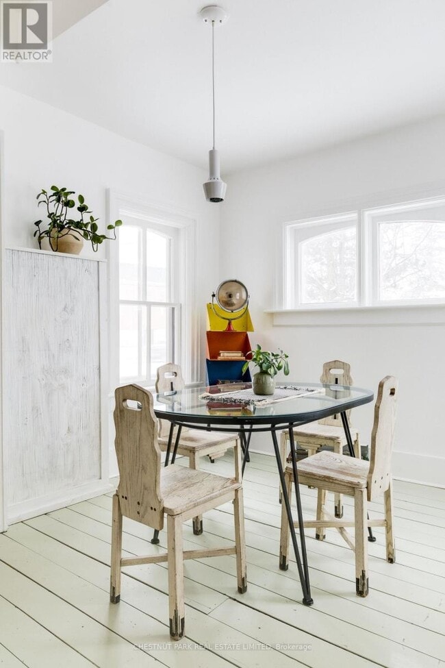 Photo du bâtiment - 28 Centre St