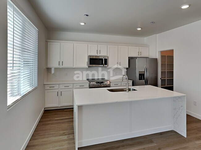 Foto del edificio - 13144 N Serenity Vly Dr