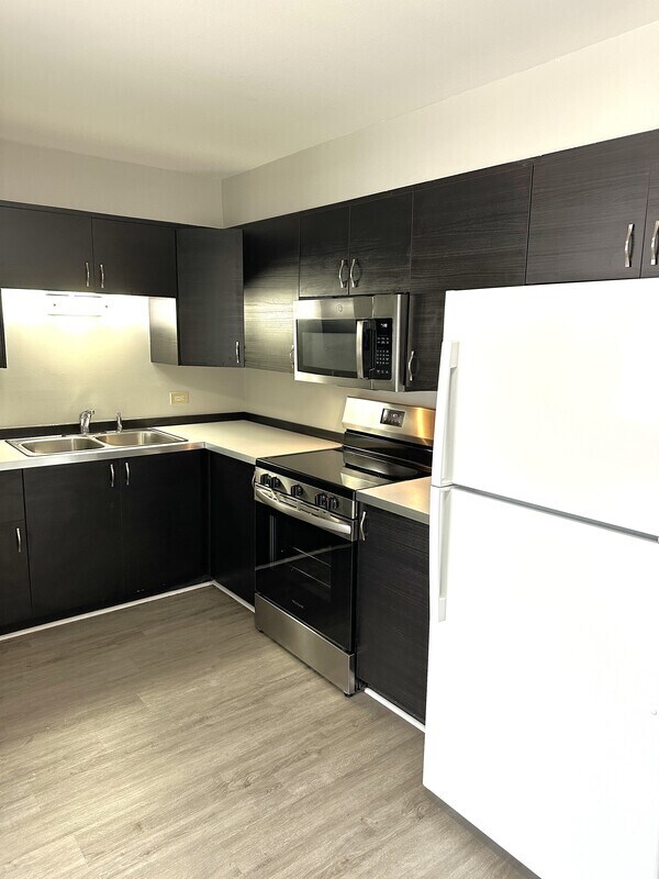 Foto del edificio - 9709 W Lorraine Dr