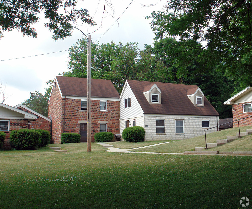 Building Photo - Yellow Springs Village Greene