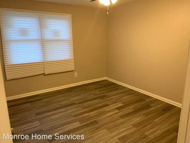 Building Photo - 2 br, 1 bath House - 3945 Penhurst ave