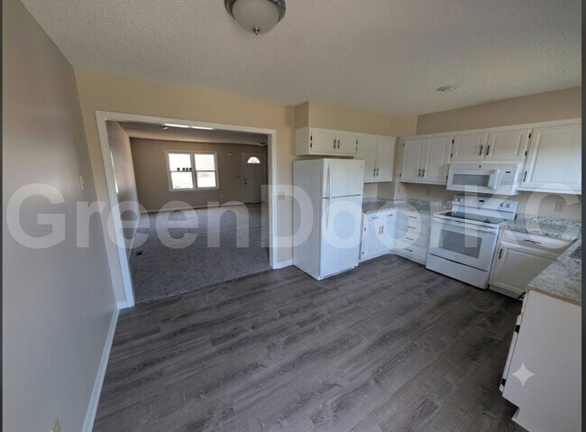 Foto del edificio - 13843 S Constance Ct