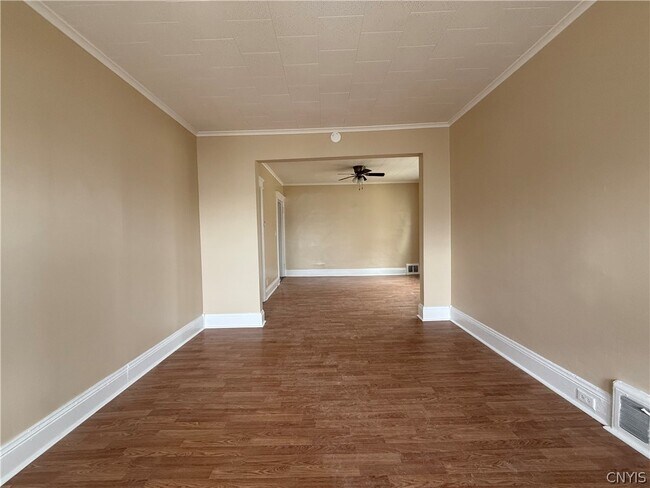 Foto del edificio - 1332 Oak St