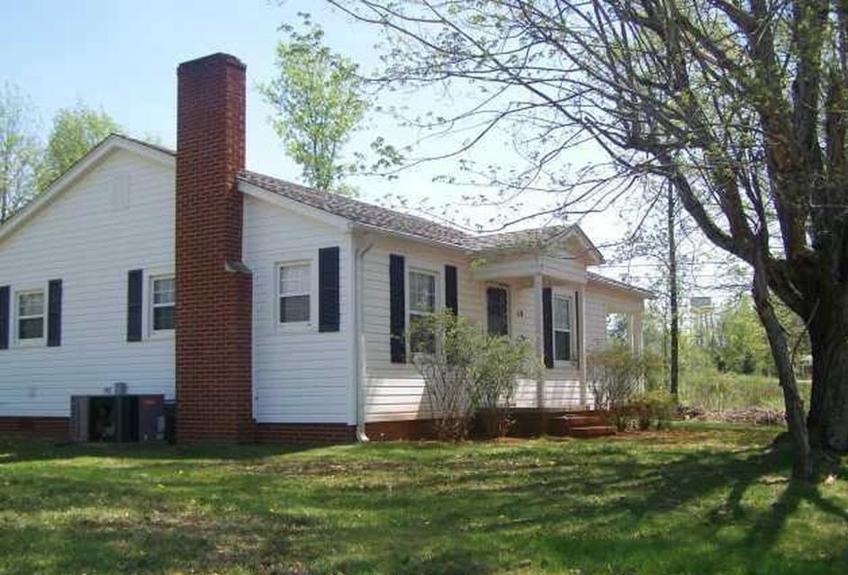 170 Broad St, Denton, NC 27239 House Rental in Denton, NC
