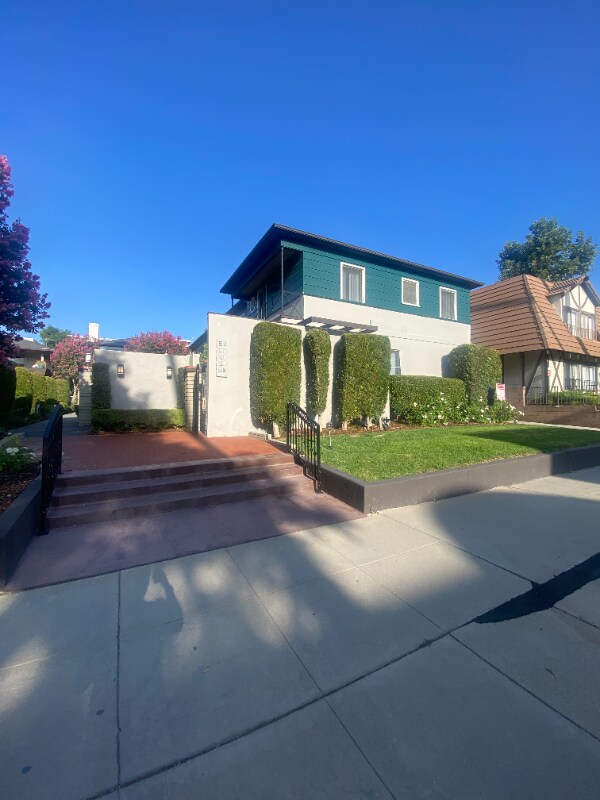 Foto del edificio - 283 S El Molino Ave