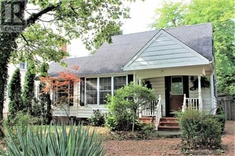 Building Photo - 18 Castlereagh St