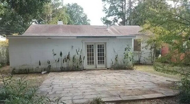 Foto del edificio - 124 Courtland Dr