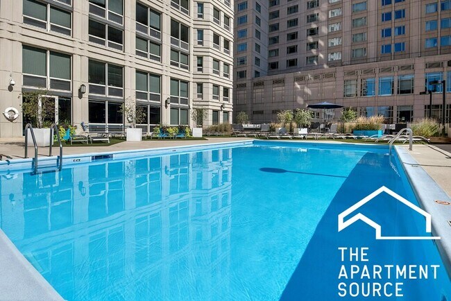 Foto del edificio - 750 N Rush St