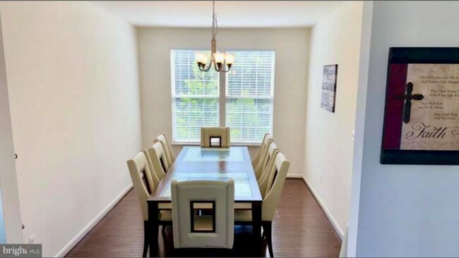 Foto del edificio - 46159 Seabiscuit Ct