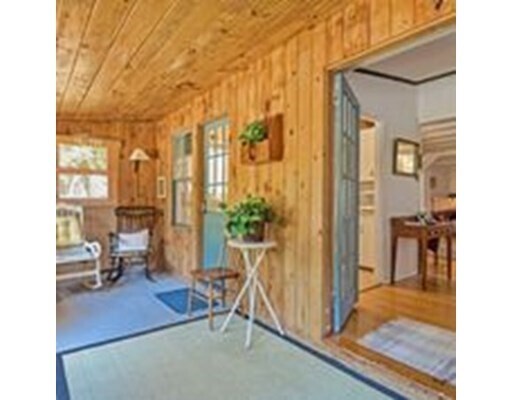 Building Photo - 135 Cadmans Neck Rd