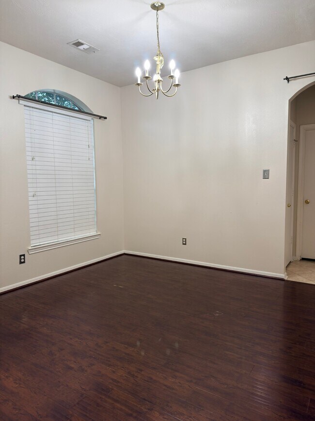 Foto del edificio - 16147 April Ridge Dr