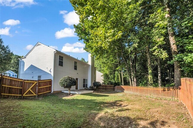 Building Photo - 3568 Benthollow Way