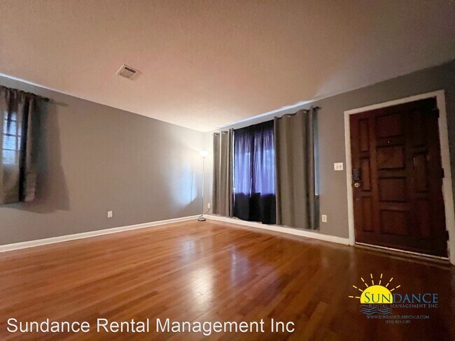 Foto del edificio - 4 br, 3.5 bath House - 349 Barbara Drive