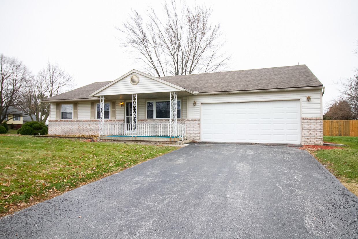 Foto principal - 5055 Ryan Rd