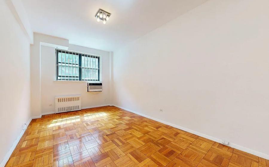 Building Photo - East 26th Street
