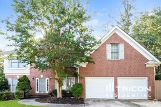 Building Photo - 142 Piedmont Ln