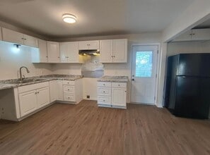 Building Photo - 2409 Coleman St