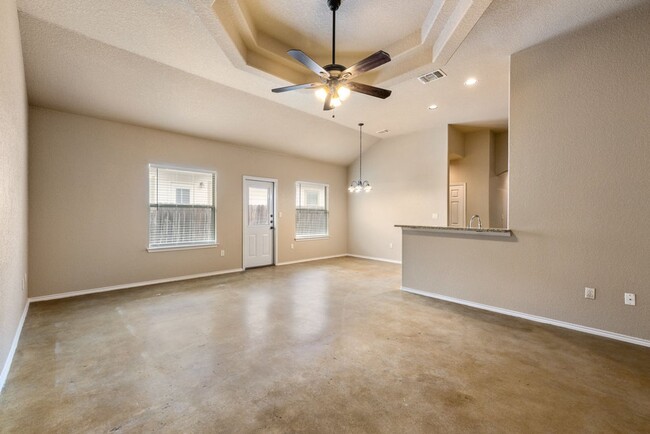 Foto del edificio - NICE 3 BEDROOM DUPLEX IN NEW BRAUNFELS, TE...