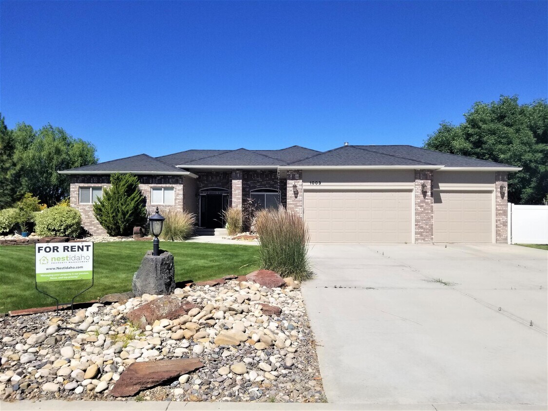Foto principal - 1003 Heartland Dr