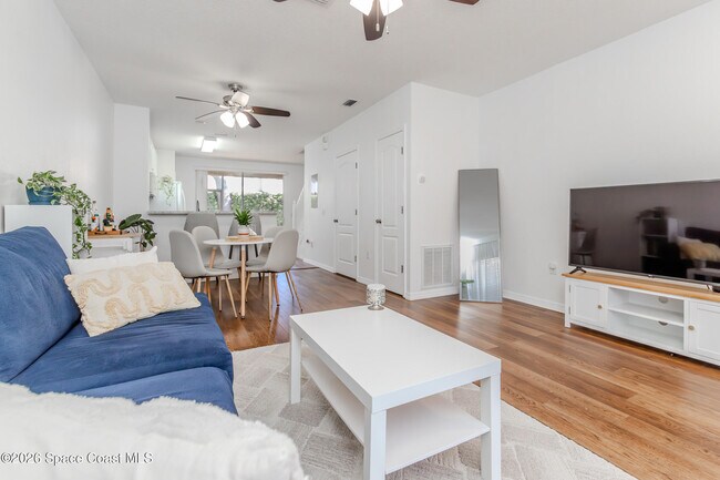 Foto del edificio - 1390 Hampton Park Ln