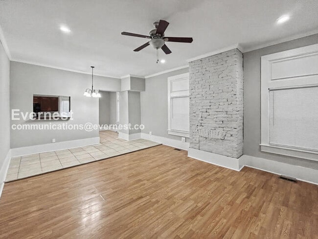 Foto del edificio - 1304 Oakwood Ave