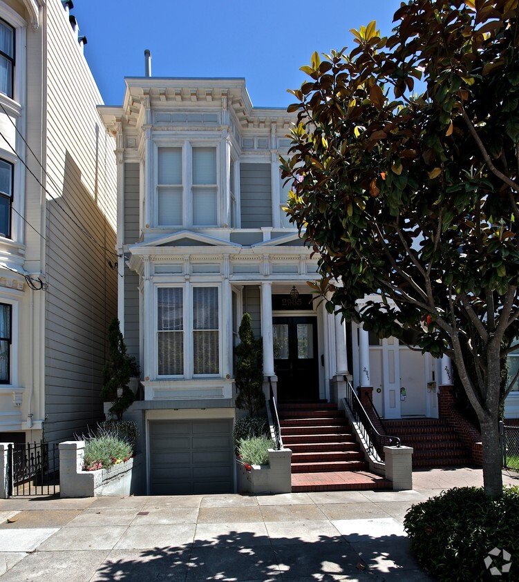 Primary Photo - 2965 Washington St