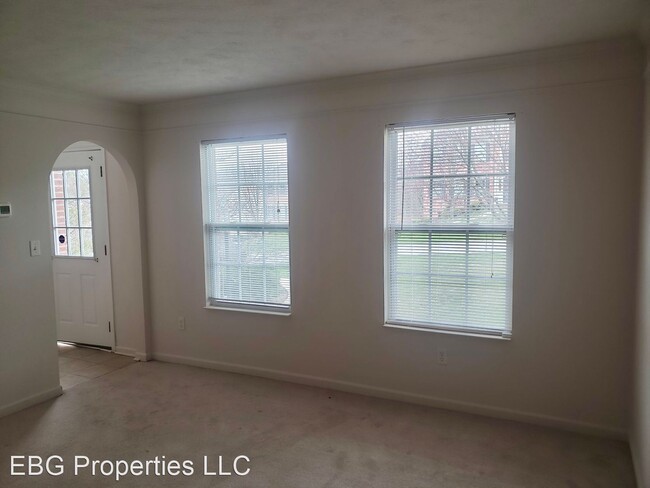 Building Photo - 4 br, 3.5 bath House - 1103 Shawnee Ridge ...