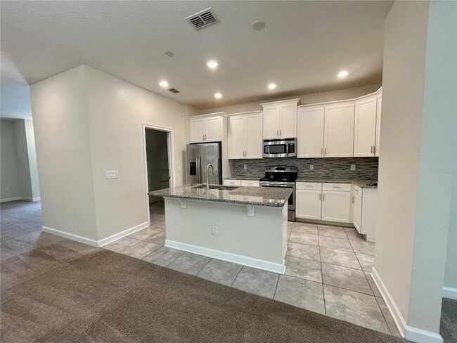 Building Photo - 11854 Sonnet Ave