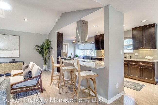 Foto del edificio - 5 br, 4.5 bath House - 3206 Rotan Ln