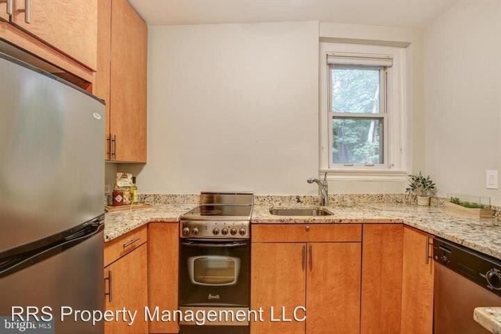 Foto del edificio - 2801 Adams Mill Rd NW