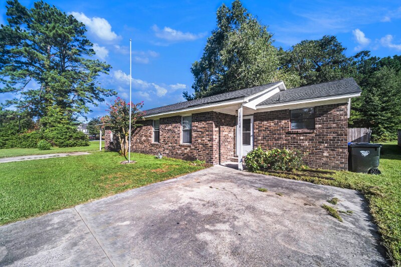 101 Canvasback Dr Unit B, Summerville, SC 29483 Room for Rent in