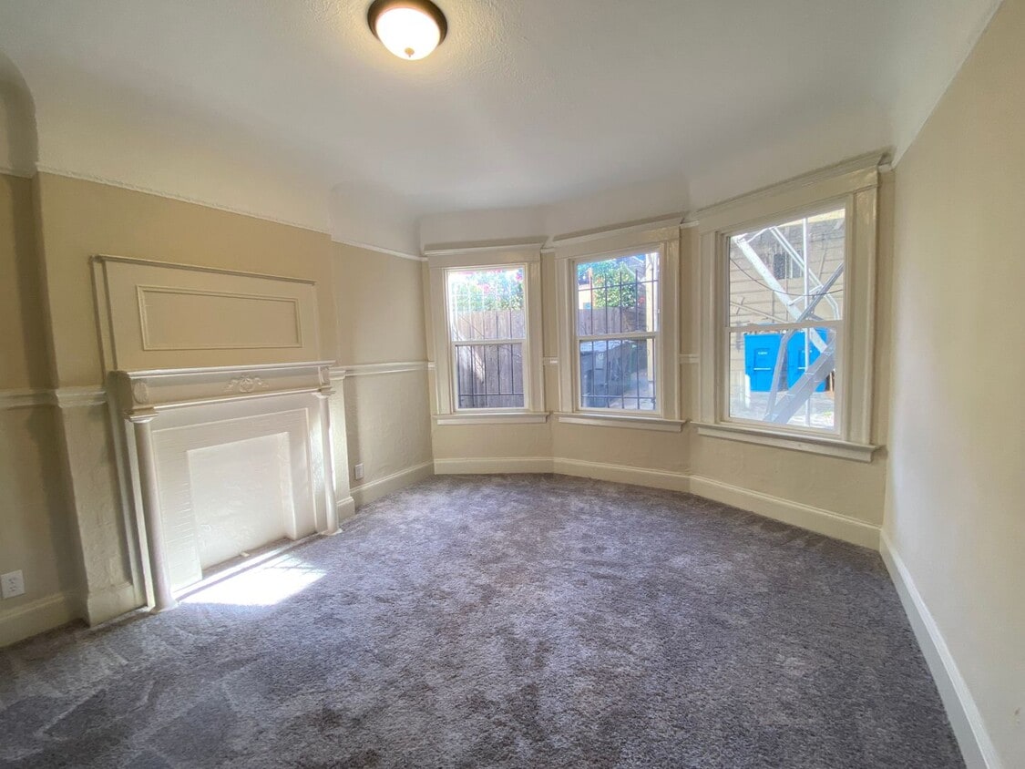Primary Photo - 1080-1082 Capp Street