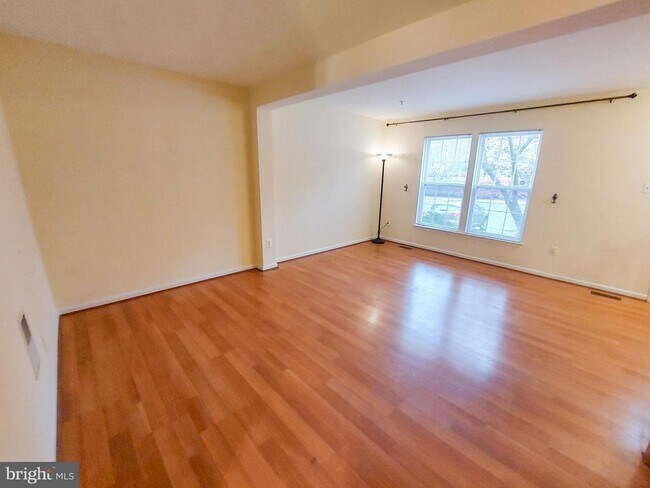 Foto del edificio - 13654 Palmetto Cir