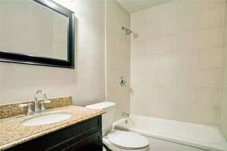 Building Photo - 1741 Crystal Way