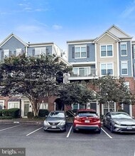 Building Photo - 2305 Village Crossing Rd