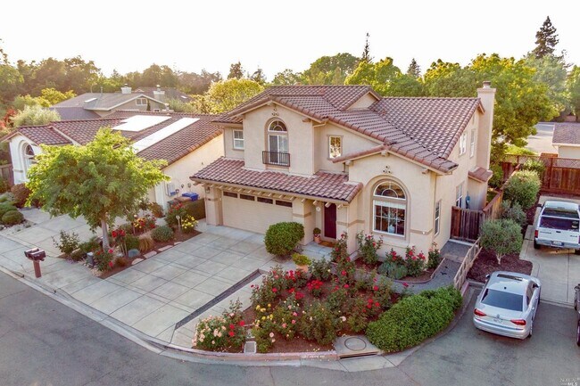 Foto del edificio - Charming Four Bedroom, Two-Story North Nap...