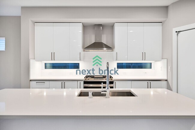 Foto del edificio - Stunning 4-Bed, 2.75-Bath Single-Family Home Ready for Rent!