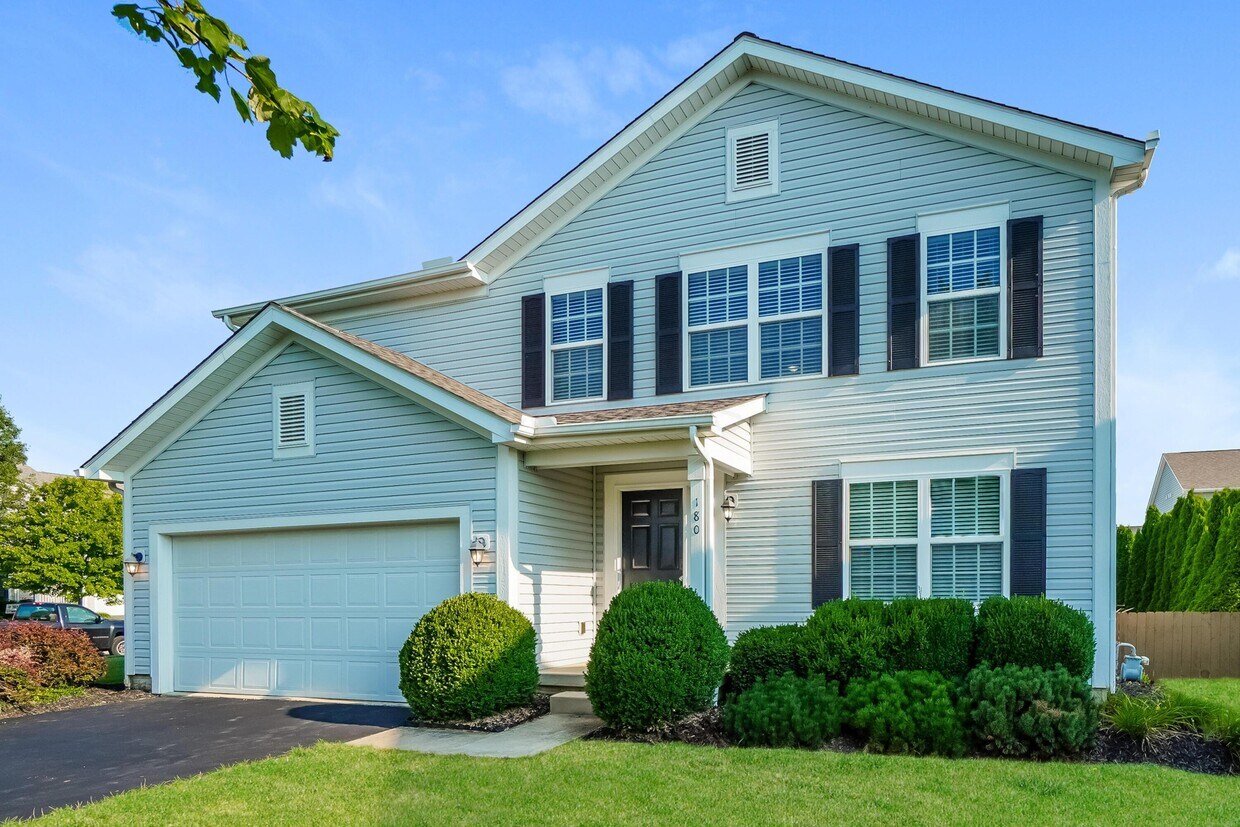 Foto principal - 180 Cherry Tree Ln