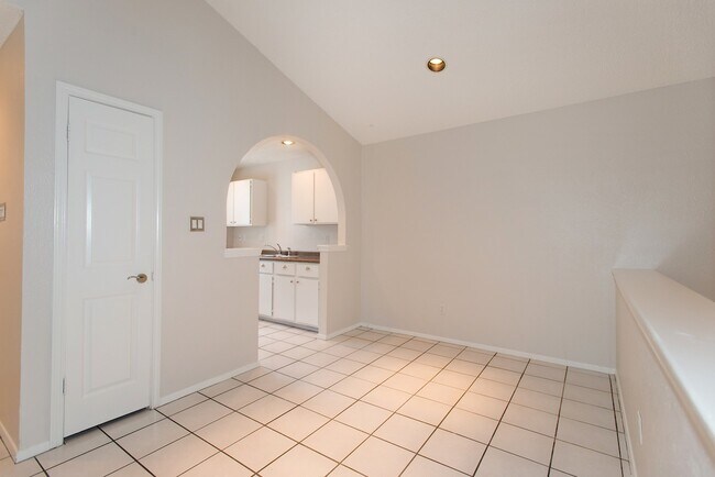 Building Photo - North Austin Single Story - Move in Ready