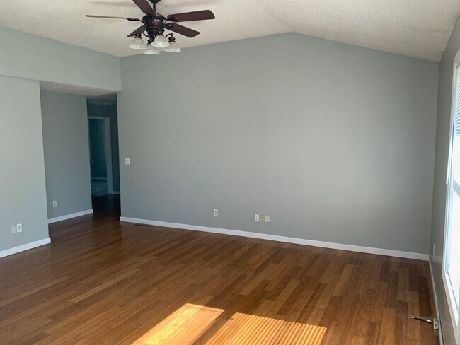 Foto del edificio - 3 Bed/3 Bath home in Nixa, MO