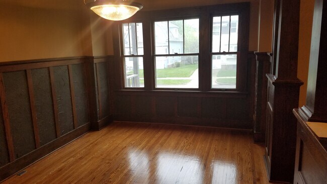 Foto del edificio - 736 S Summit Ave