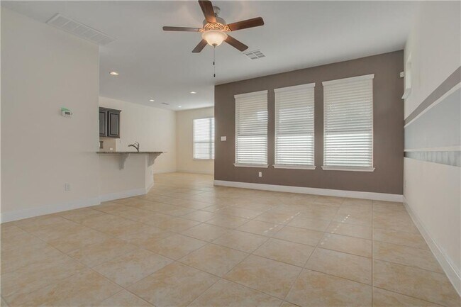 Foto del edificio - 3651 Sandy Brook Dr
