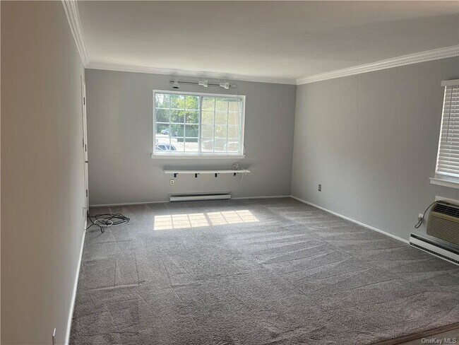 Building Photo - 608 Fox Run Ln