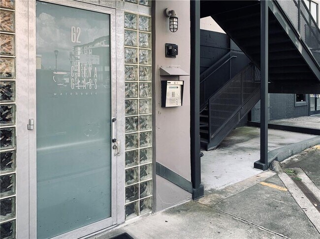 Foto del edificio - 62 W Colonial Dr