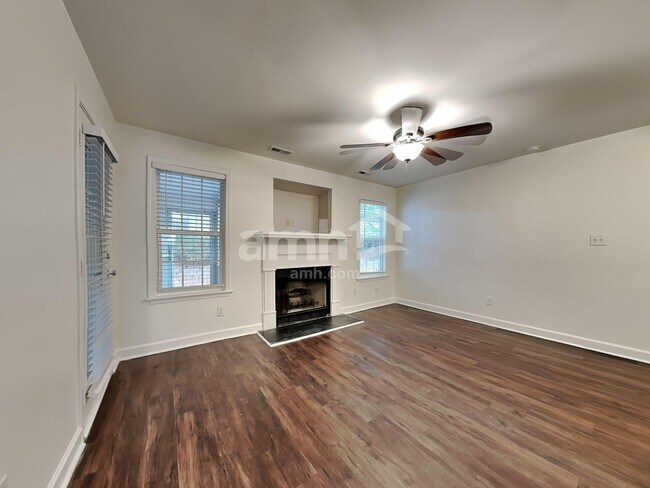 Building Photo - 3812 Lodgepole Ln