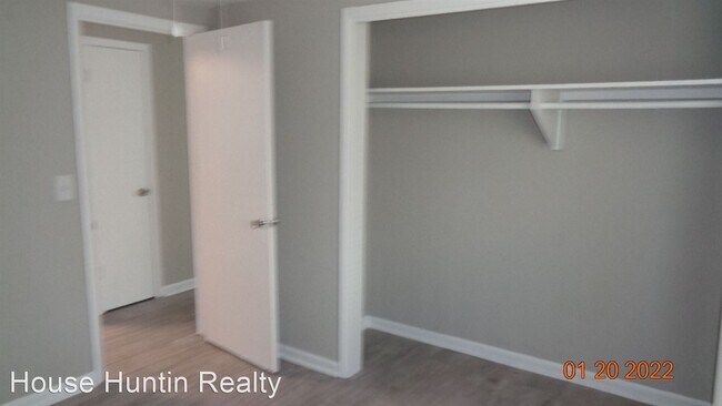 Building Photo - 3 br, 2 bath House - 3445 BIGELOW DR.