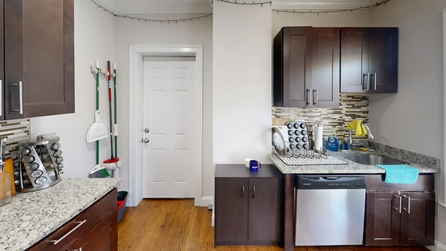 Photo - Roxbury 2 Bed – 800 Sq Ft – Parking Available – 9/1 Move-In Apartment