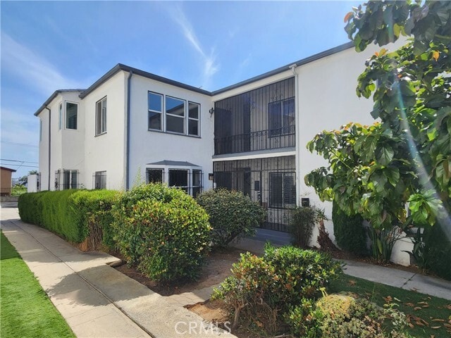 Building Photo - 4122 W Adams Blvd