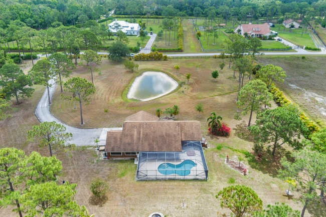 Foto del edificio - 14087 Coco Plum Rd
